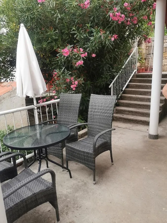 Apartments Marija Rabac 0*,